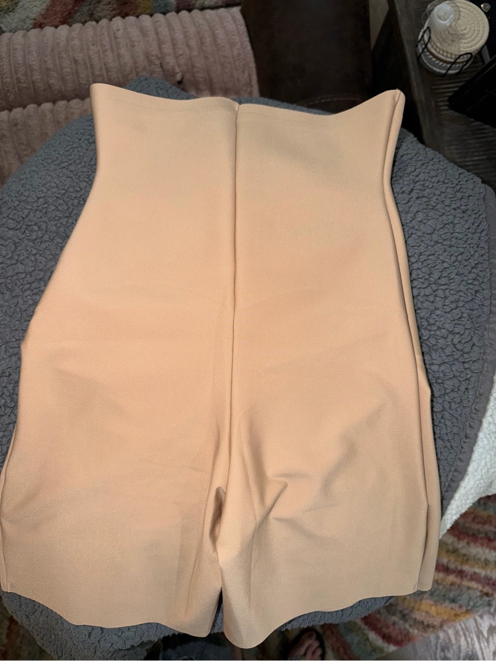 SKIMS High-Waist Sculpting Shorts in Clay NWT - Picture 3 of 6